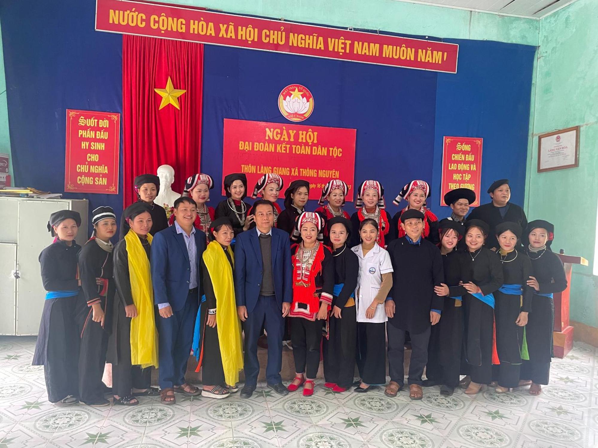Dao Homestay Hoang Su Phi Exteriör bild