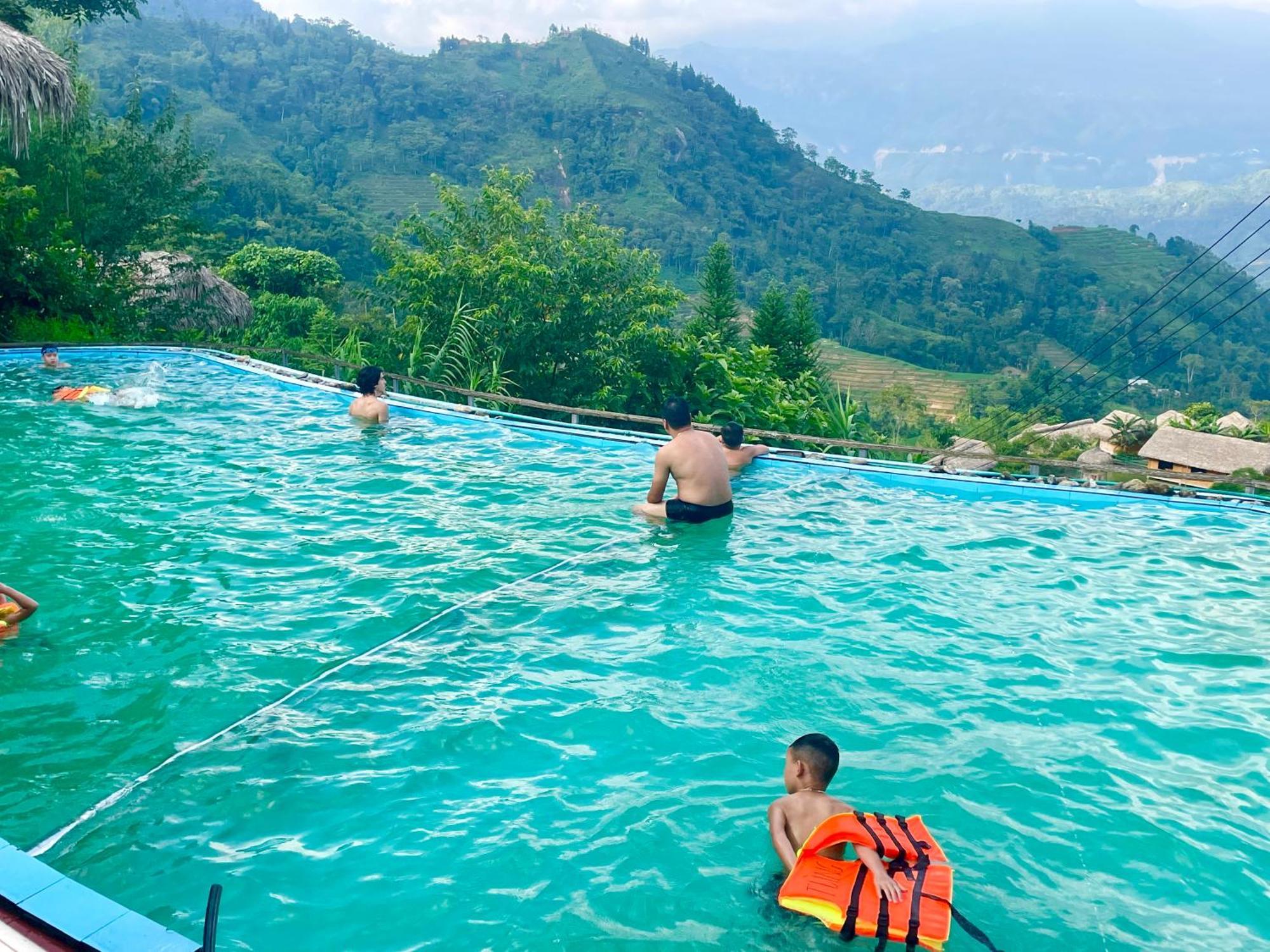 Dao Homestay Hoang Su Phi Exteriör bild